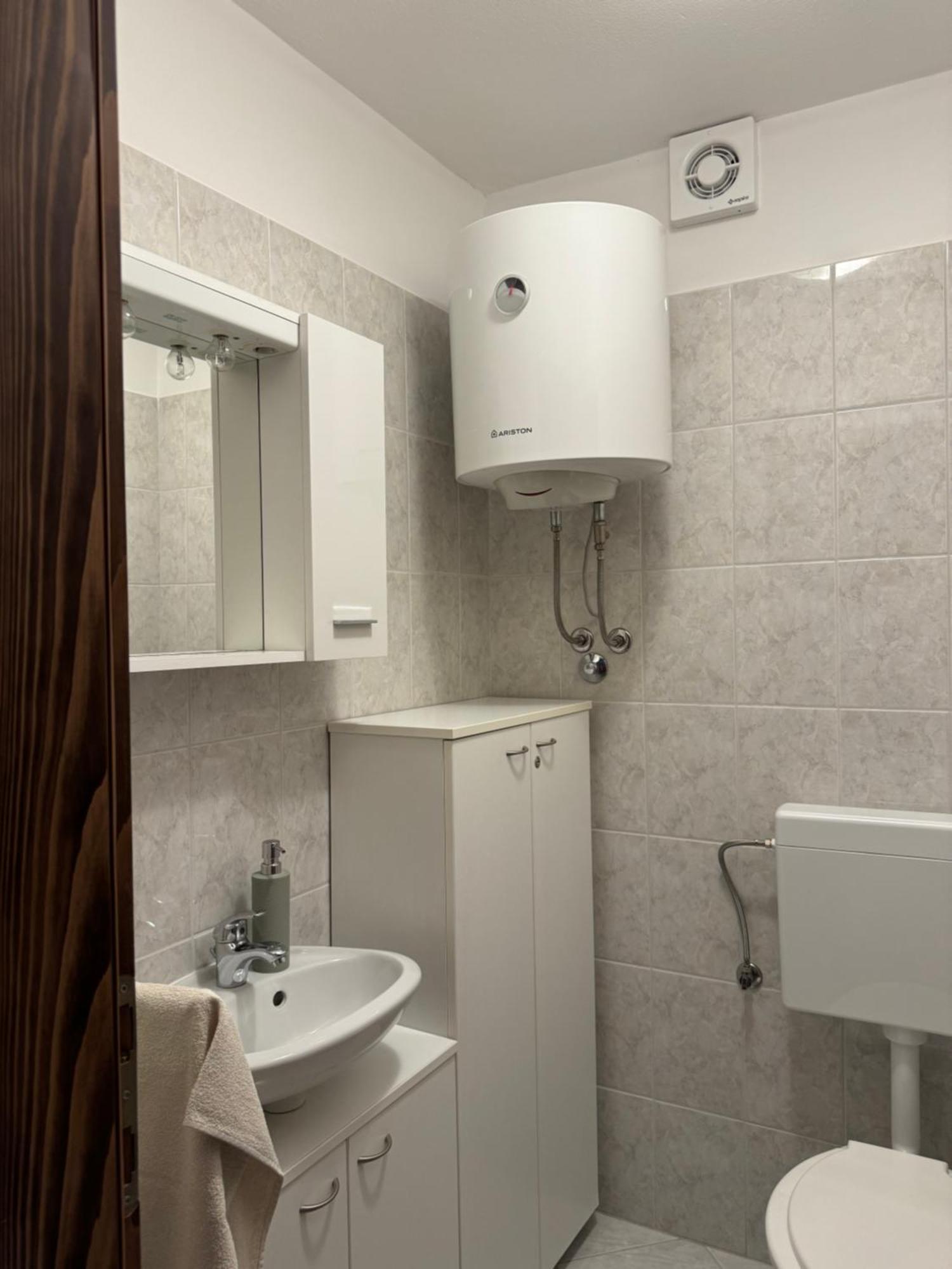 Apartman Ajhner Tar-Vabriga Exterior foto