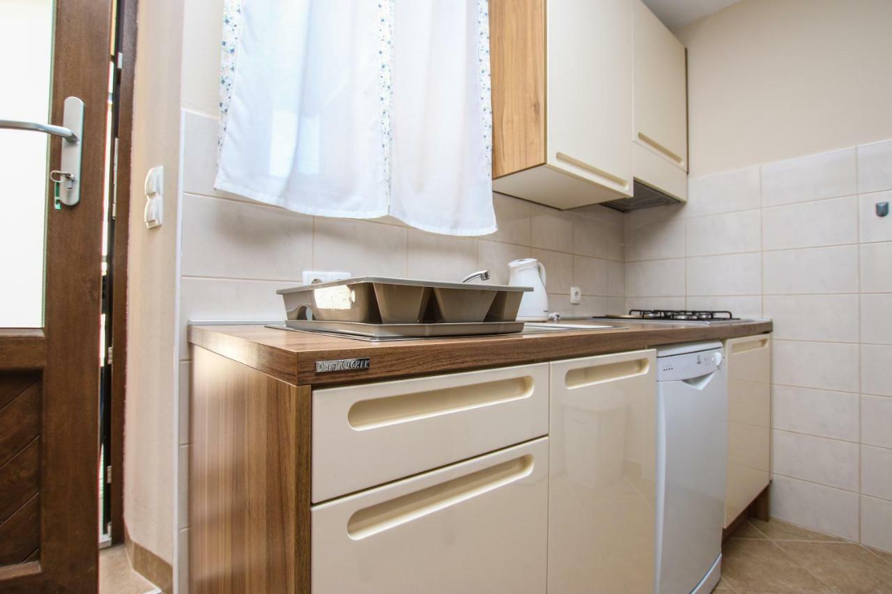 Apartman Ajhner Tar-Vabriga Exterior foto
