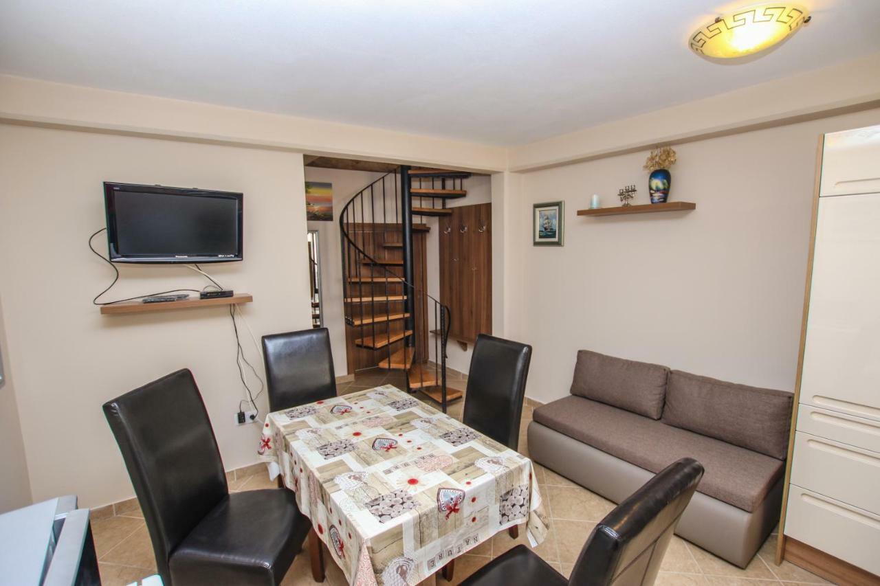 Apartman Ajhner Tar-Vabriga Exterior foto